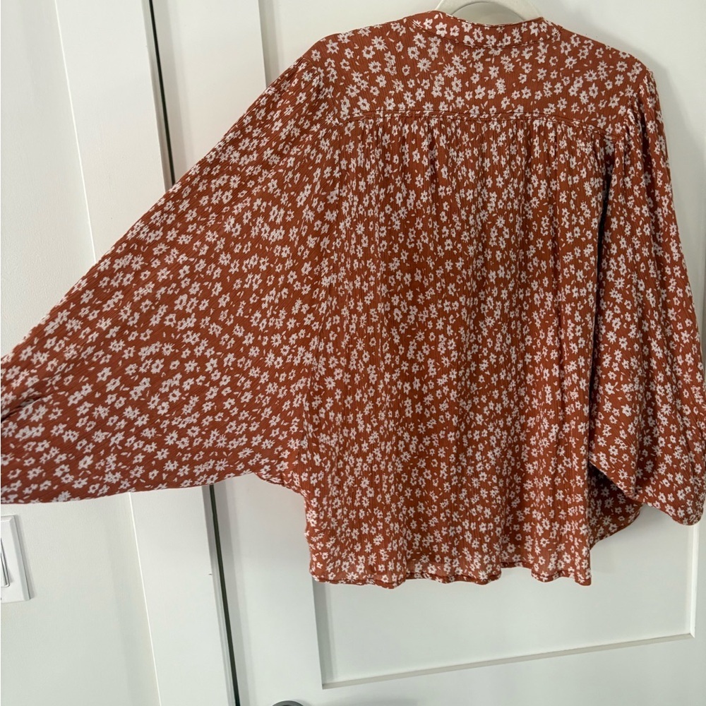 PILCRO ANTHROPOLOGIE | Sidney batwing blouse burnt orange rust floral small - Picture 3 of 7